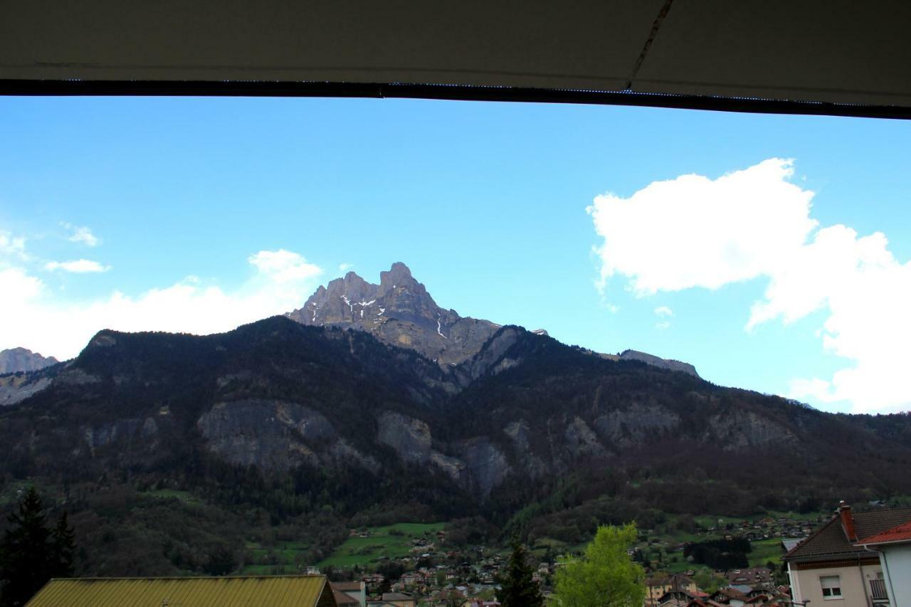 Appartement Au Pied Du Mont-Blanc ! サランシュ エクステリア 写真